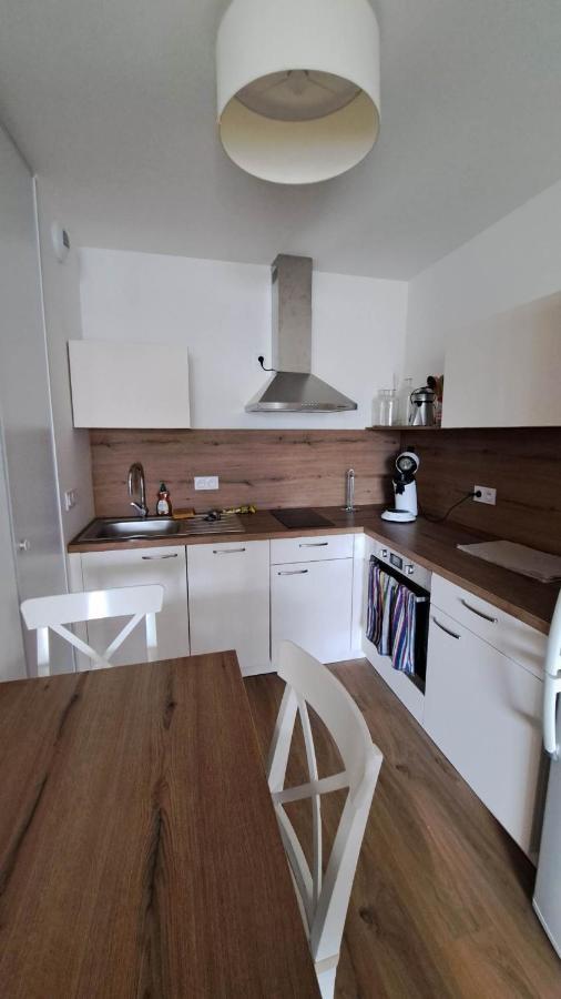 Joli Appartement Rdc T2 Tours Exterior photo